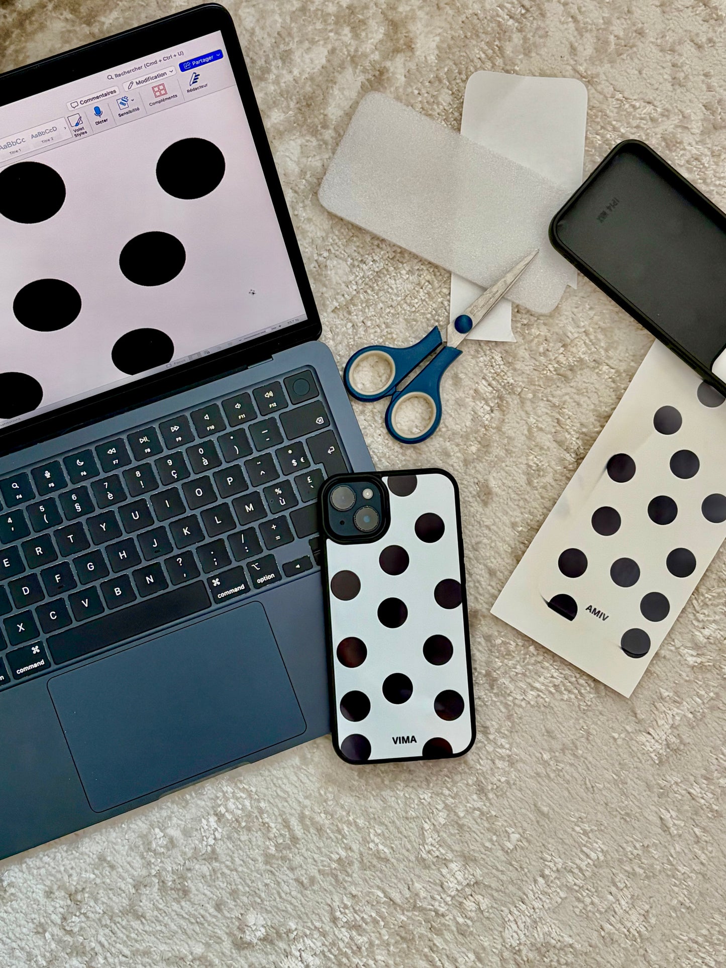 Coque poids noirs